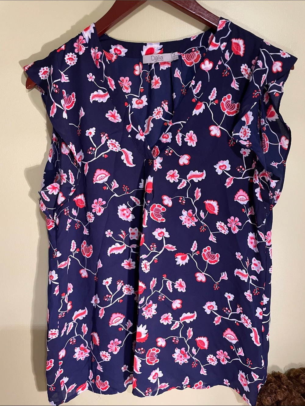 Dalia Navy Floral Ruffle Sleeve Blouse with Pink & Red Blooms Size Medium